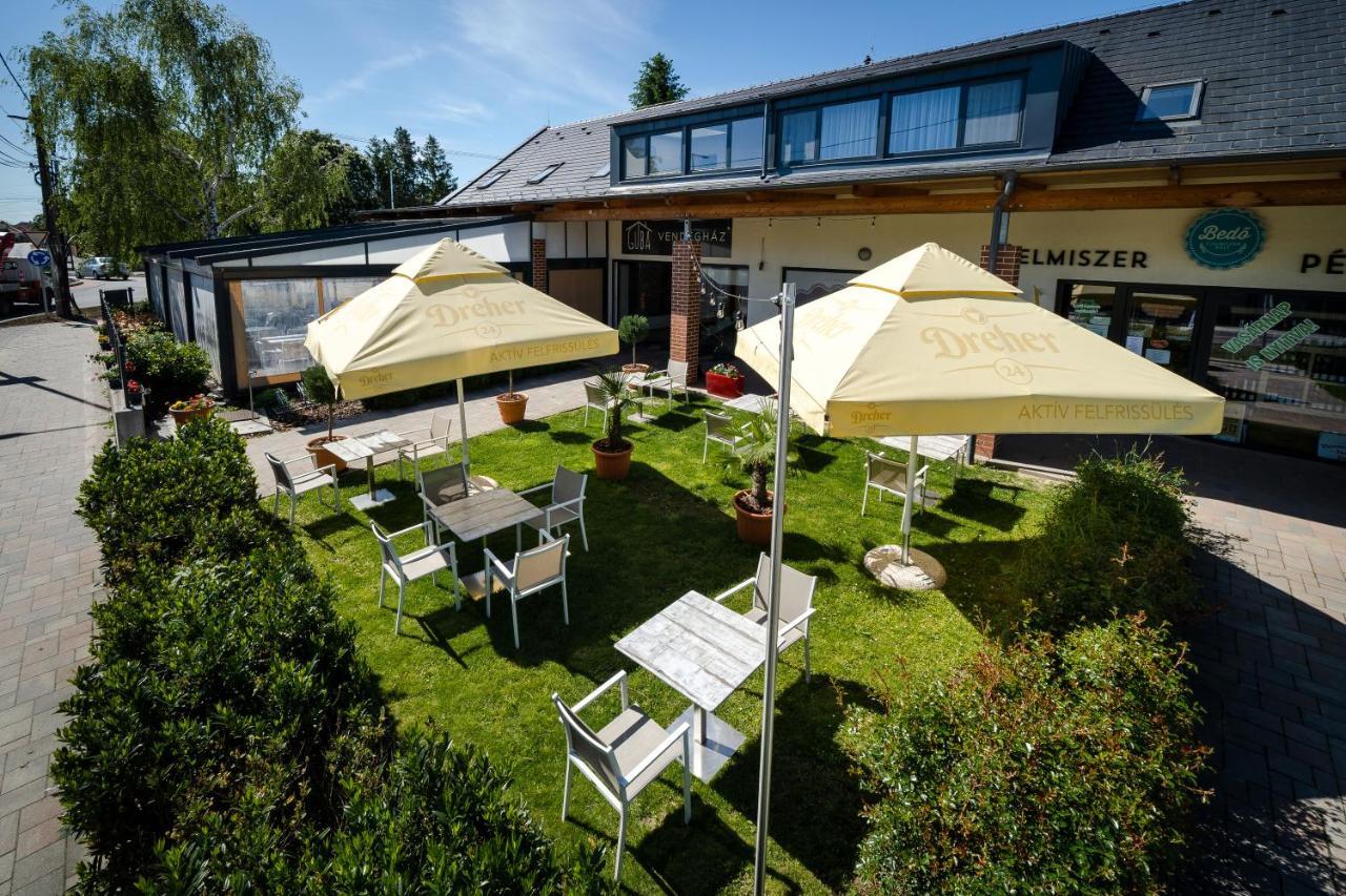 Pipacs Panir & Grill Garden Vendeghaz Hotel Gyorujbarat Exterior photo